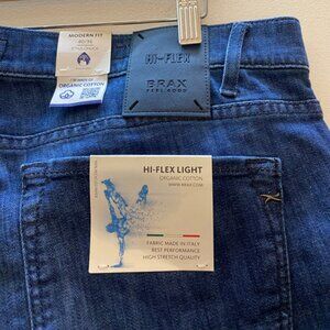 Brax Feel Good Chuck Modern High-Flex Light Fit Jeans - Size 40 × 36